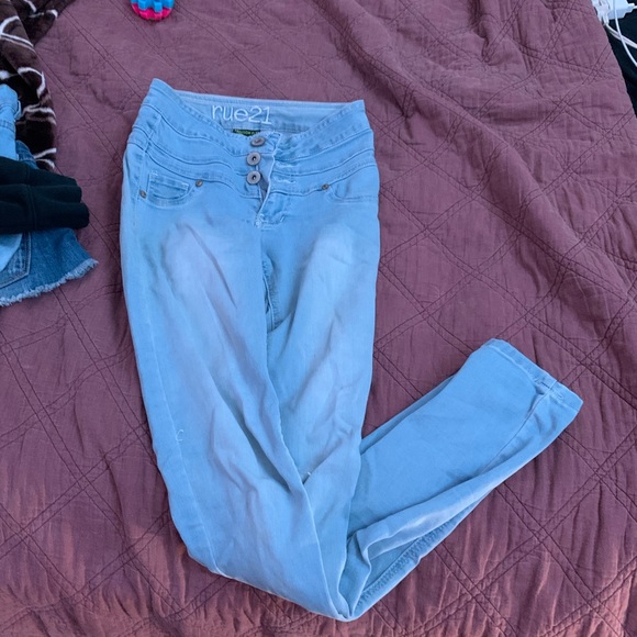 Selling clothes from Old Navy, Ariat, Holister, Forever 21, etc. - Picture 13 of 15